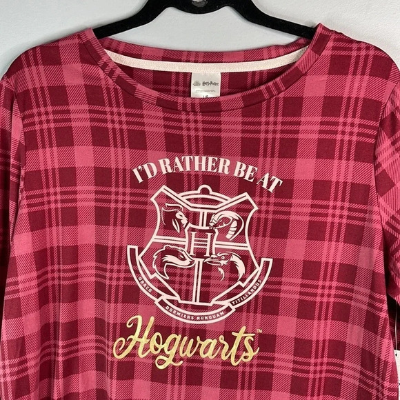 HARRY POTTER NWT I’d Rather Be At Hogwarts Burgundy Plaid Top Long Sleeve Size L - Picture 4 of 11